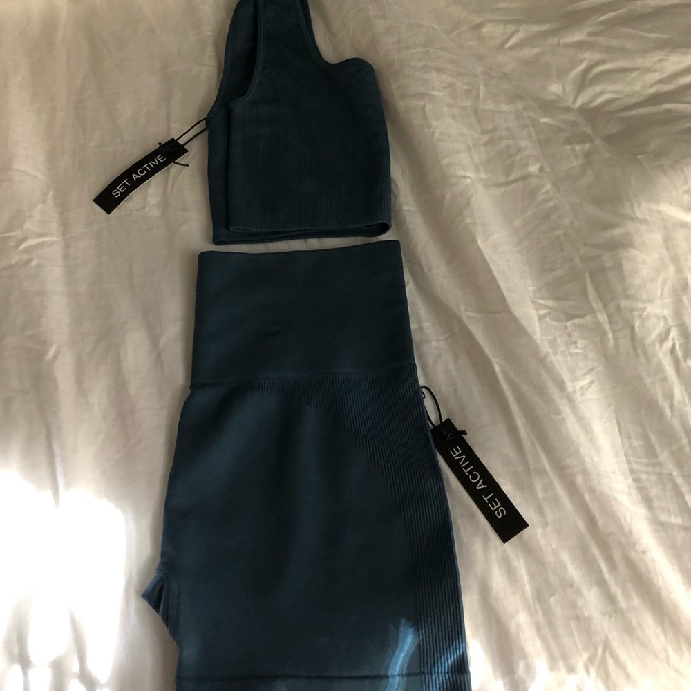 Set active Cove set